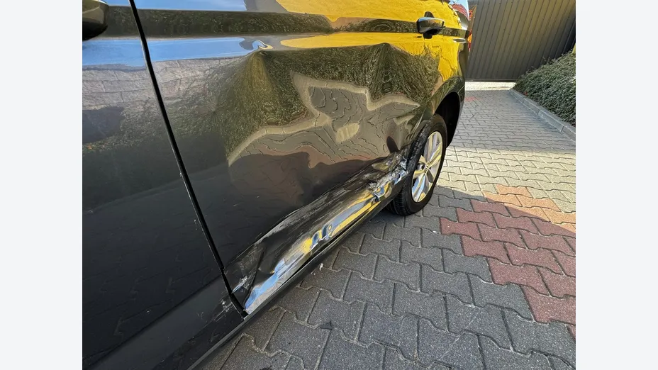 VOLKSWAGEN Touran -