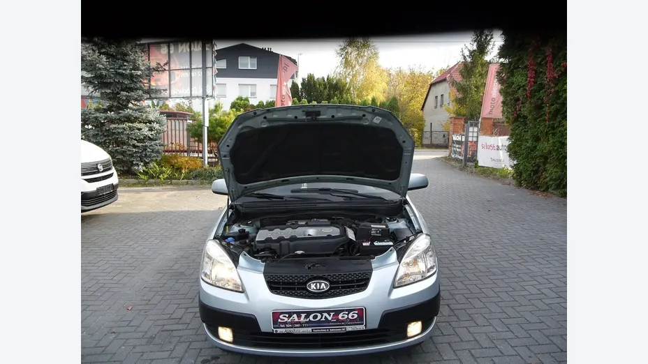KIA Rio -