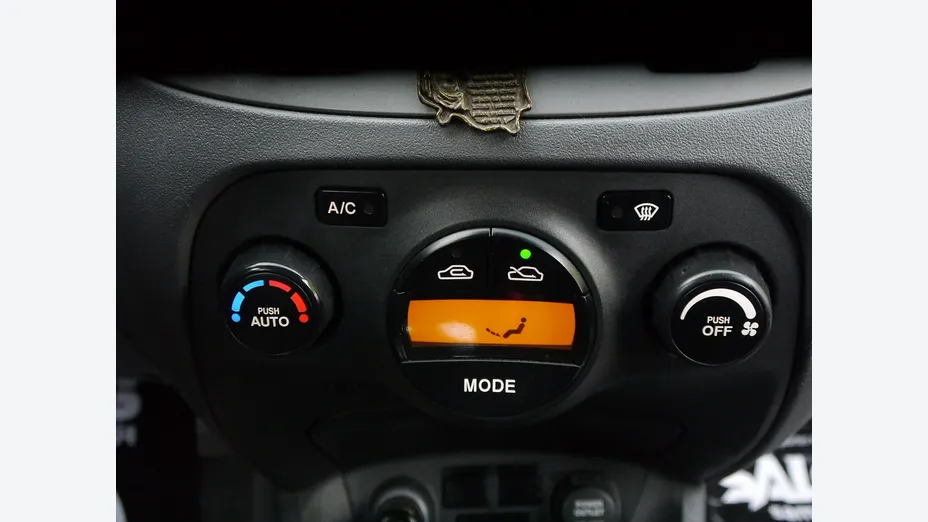 KIA Rio -