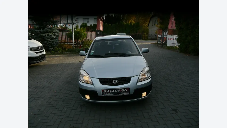 KIA Rio -