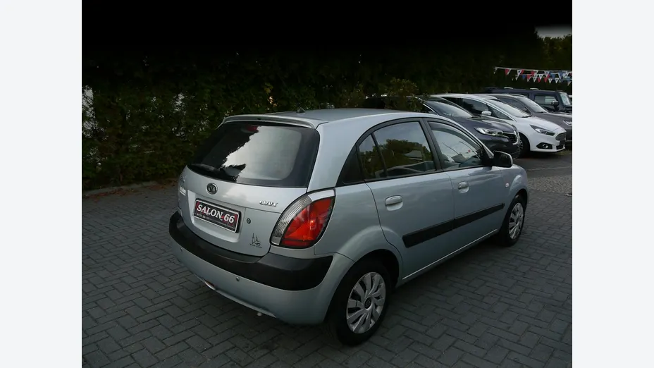 KIA Rio -