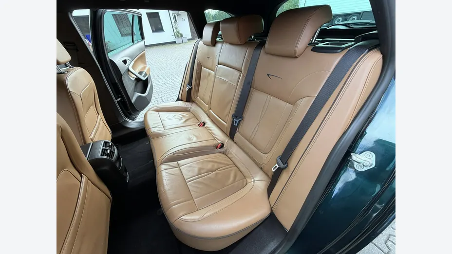 OPEL Insignia -