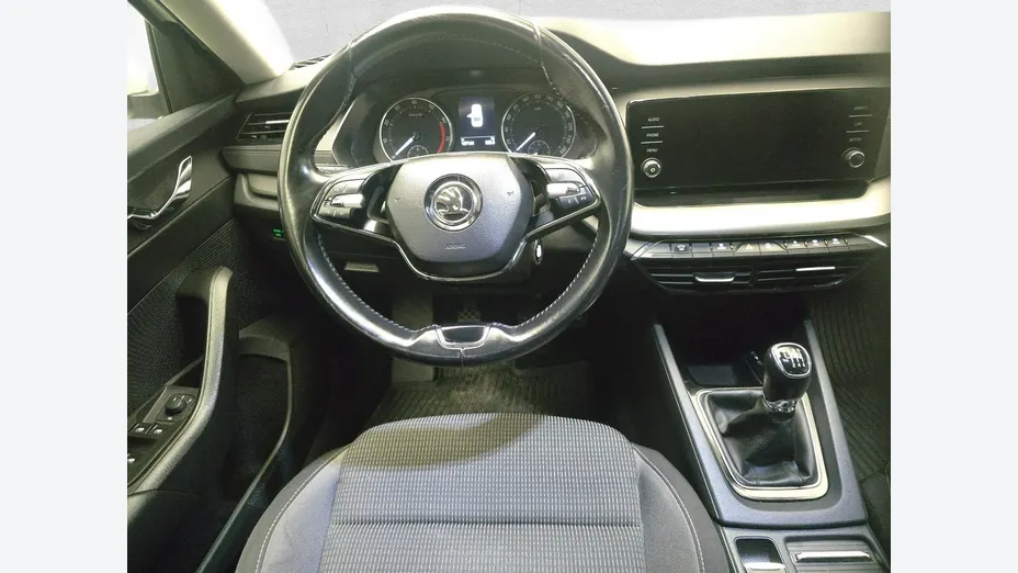 SKODA Octavia -
