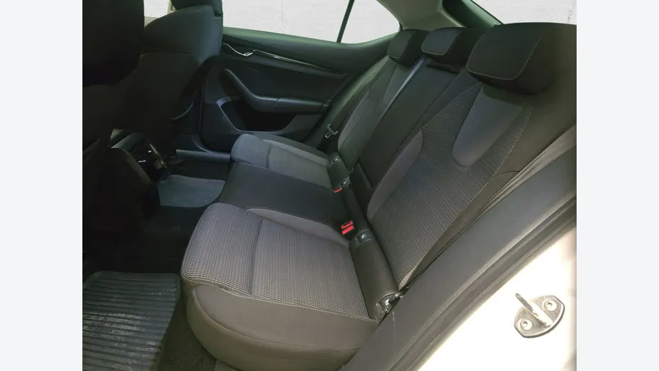 SKODA Octavia -