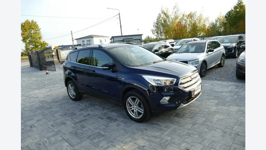 FORD Kuga -