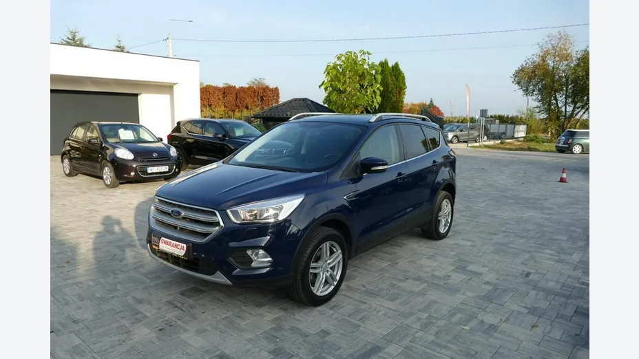 FORD Kuga -