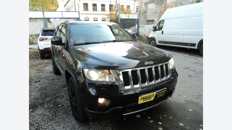 JEEP Grand Cherokee -