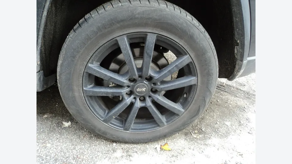 JEEP Grand Cherokee -
