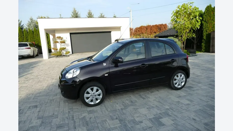NISSAN Micra -
