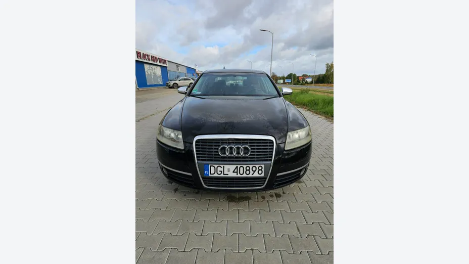 AUDI A6 -