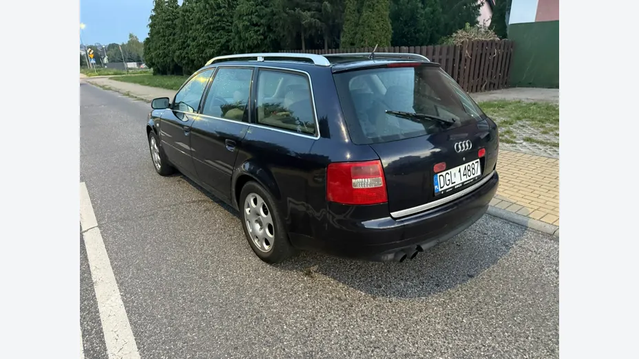 AUDI A6 Avant -