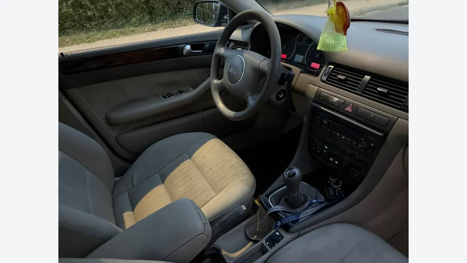 AUDI A6 Avant -