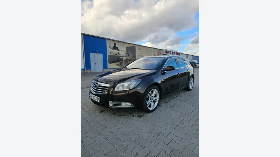 OPEL Insignia -