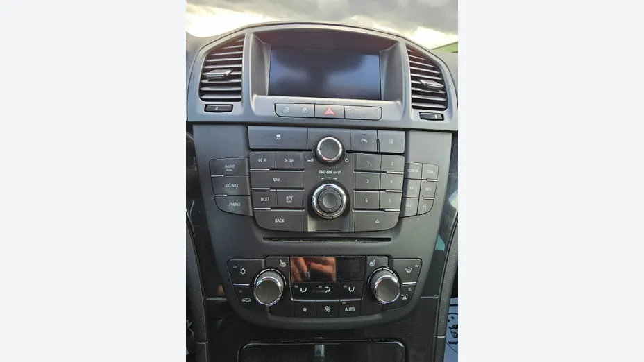 OPEL Insignia -
