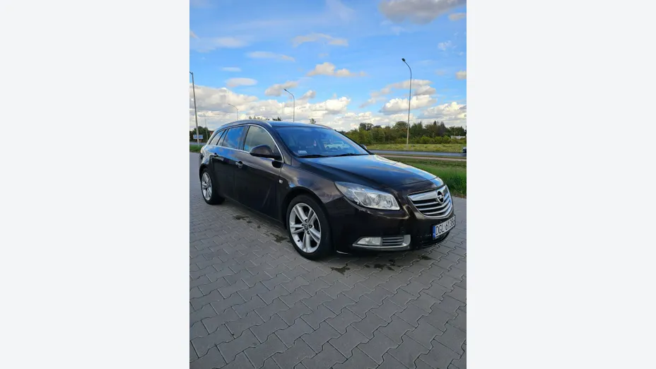 OPEL Insignia -