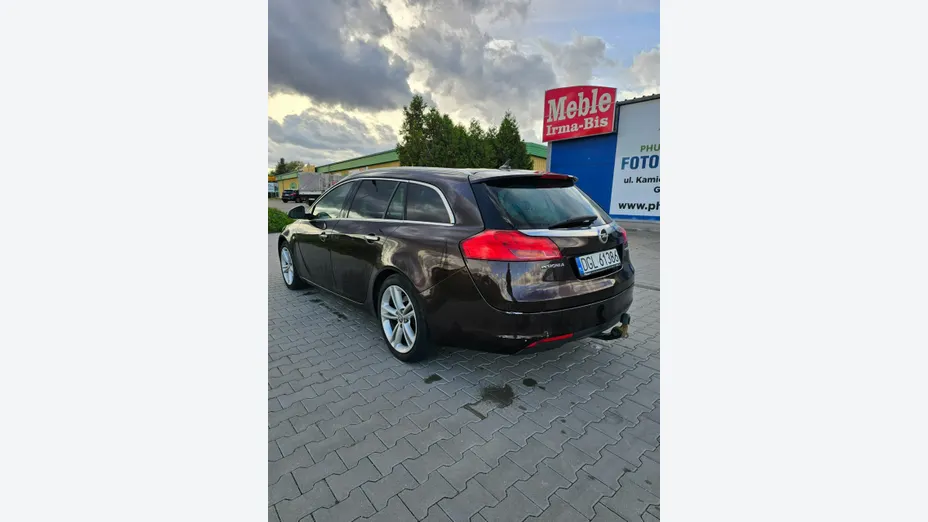 OPEL Insignia -