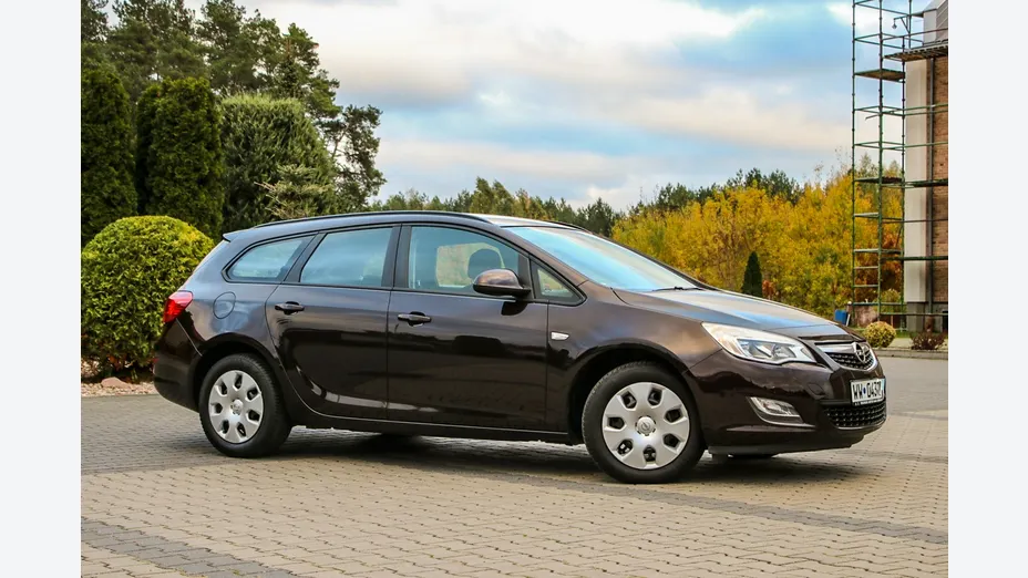 OPEL Astra -