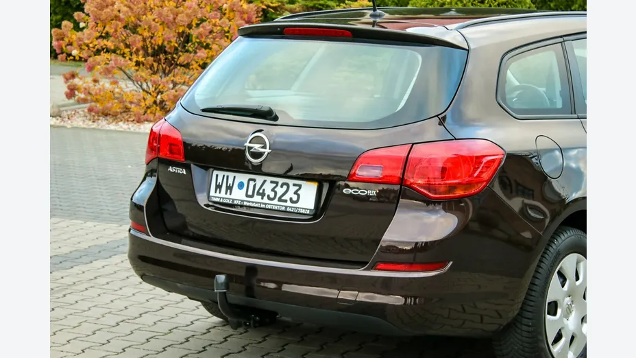 OPEL Astra -