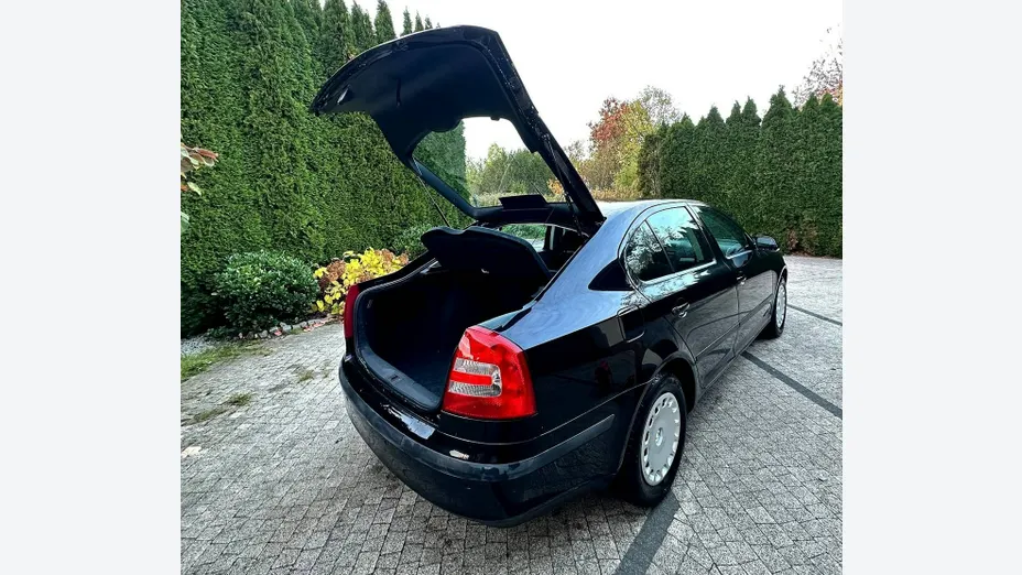SKODA Octavia -