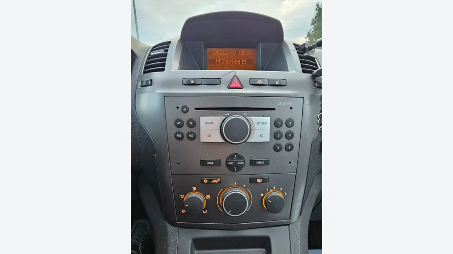 OPEL Zafira -