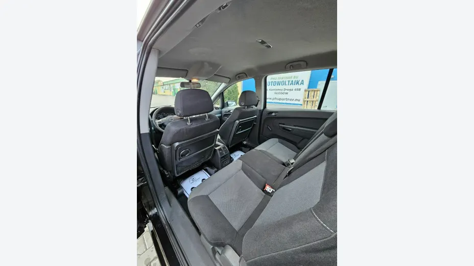OPEL Zafira -