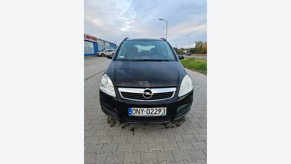 OPEL Zafira -