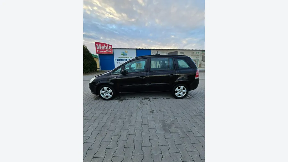 OPEL Zafira -