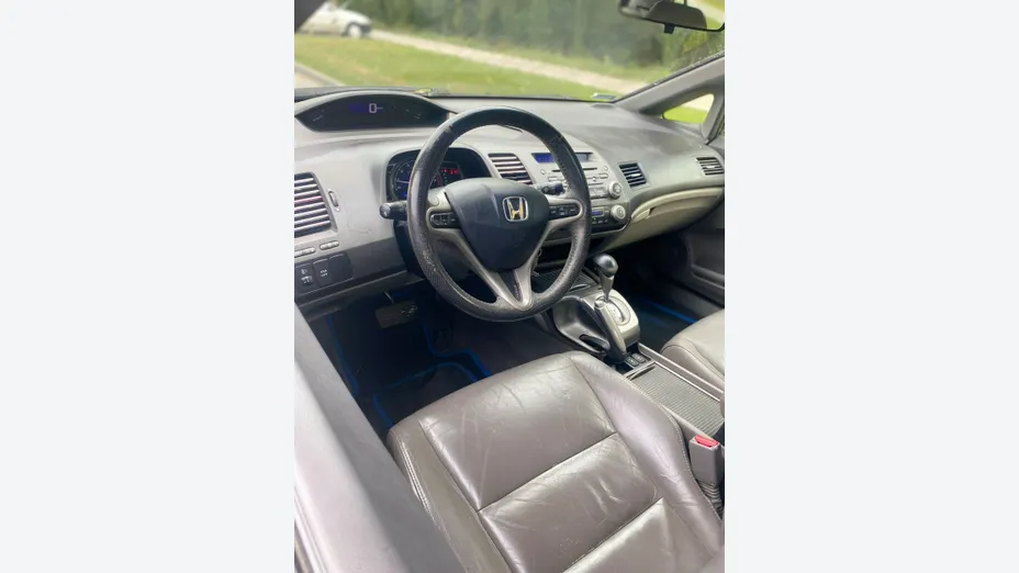 HONDA Civic -