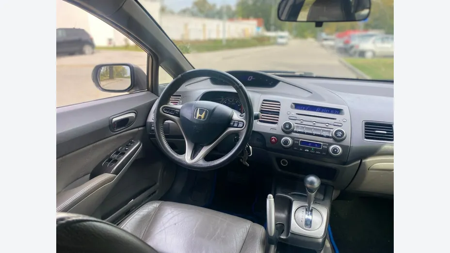 HONDA Civic -