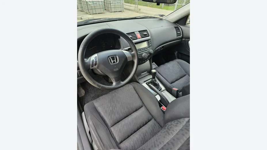HONDA Accord -