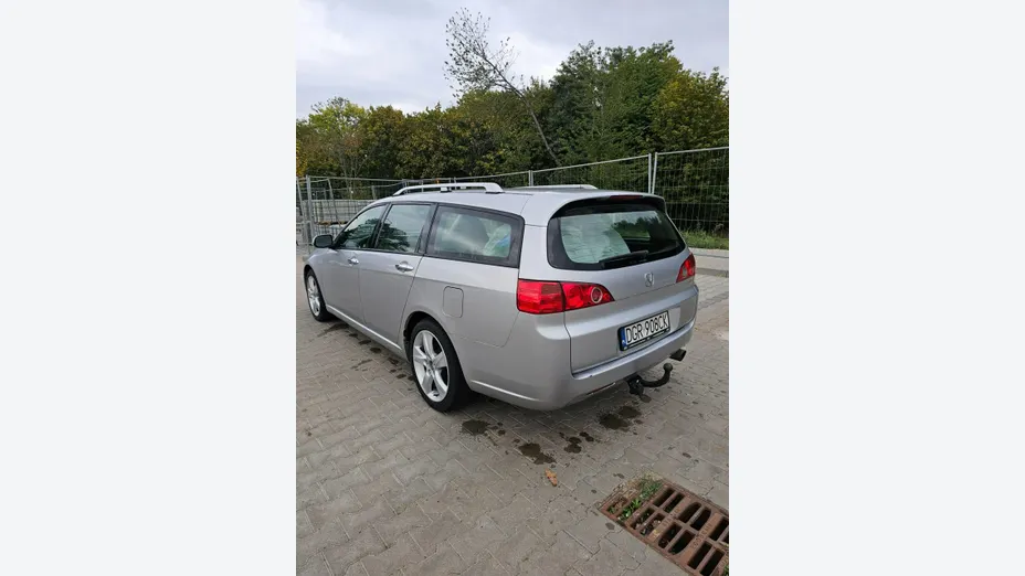 HONDA Accord -