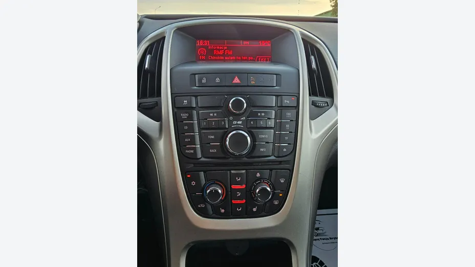 OPEL Astra -