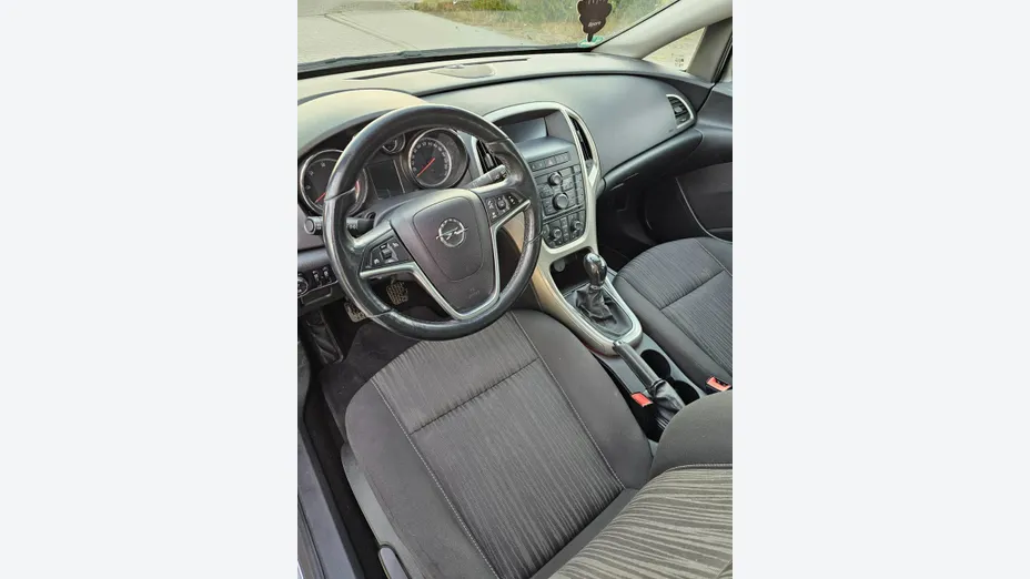 OPEL Astra -