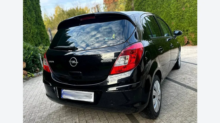 OPEL Corsa -