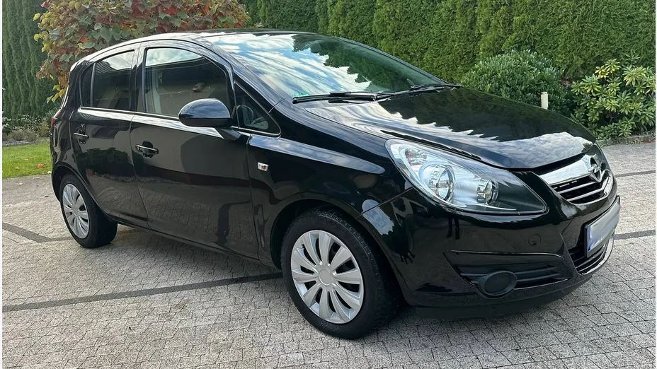 OPEL Corsa -