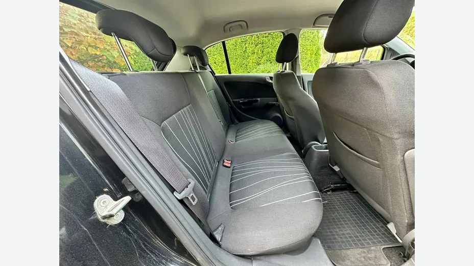 OPEL Corsa -