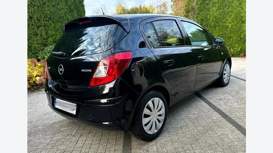 OPEL Corsa -