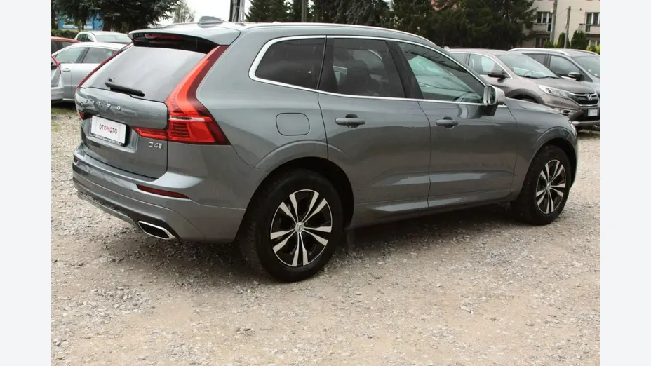 VOLVO XC60 -