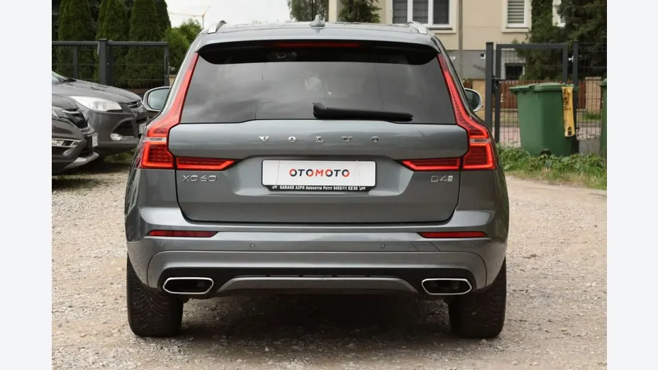 VOLVO XC60 -