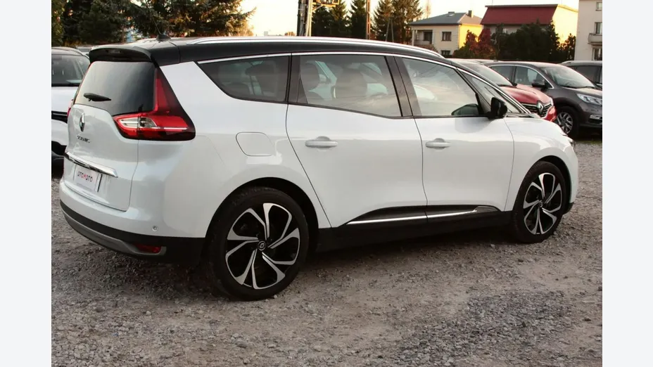 RENAULT Grand Scenic -