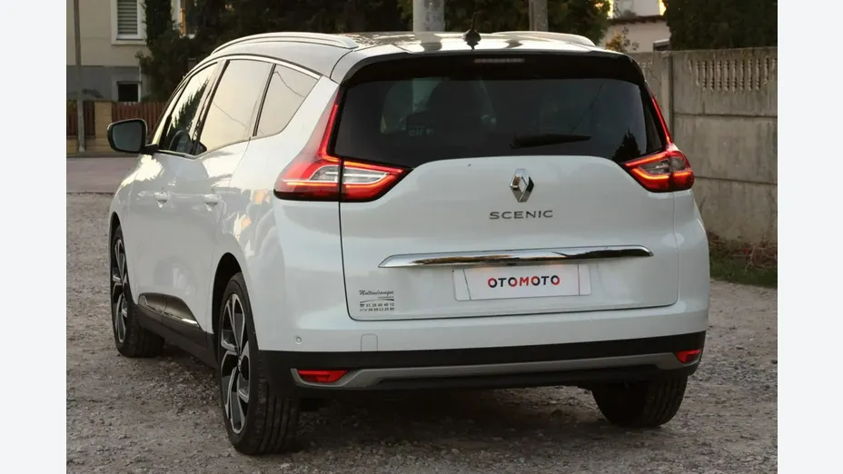 RENAULT Grand Scenic -