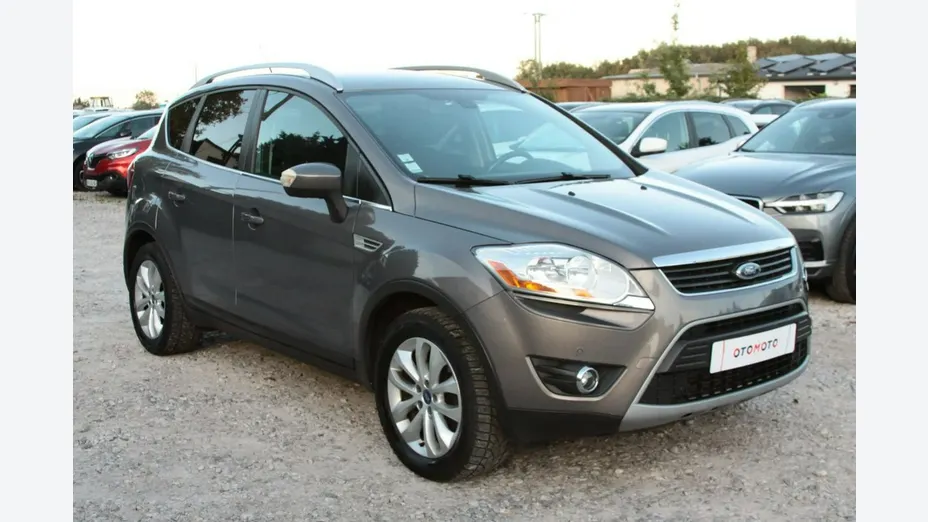 FORD Kuga -
