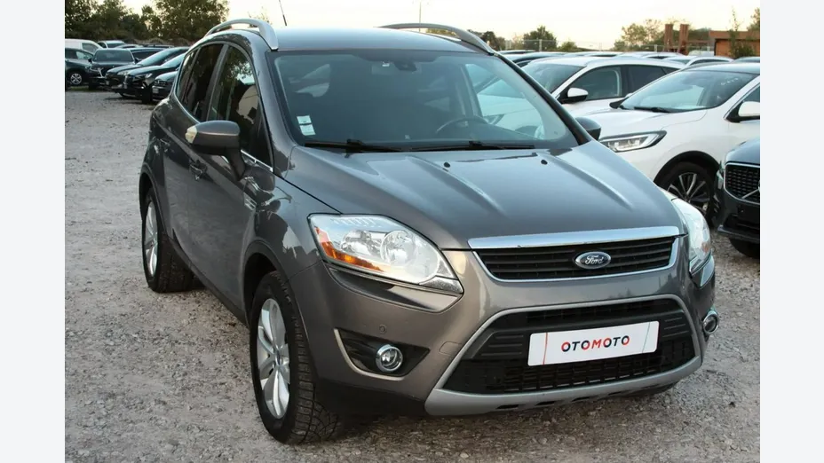 FORD Kuga -