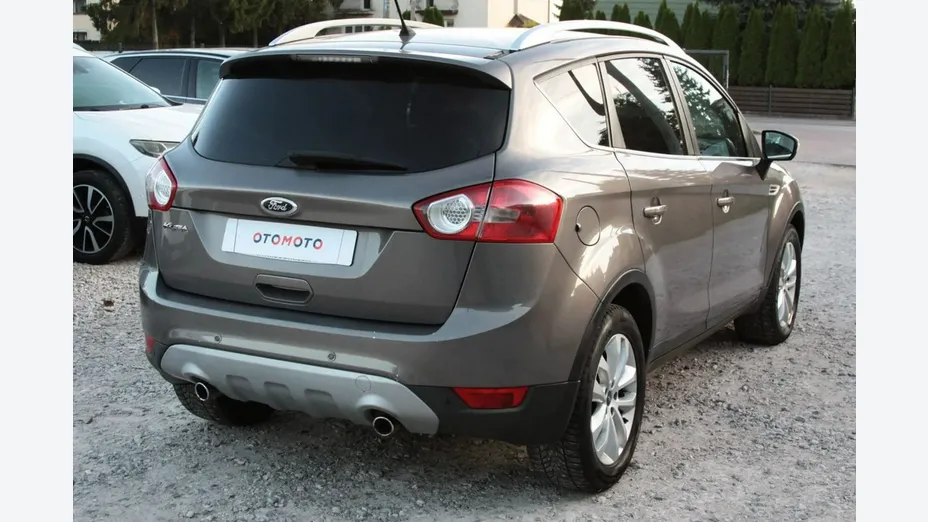FORD Kuga -
