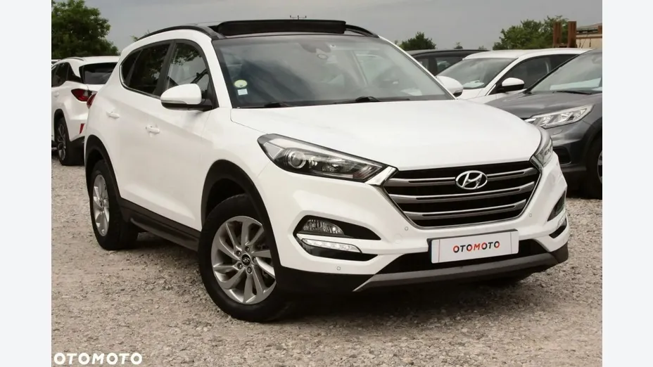 HYUNDAI Tucson -
