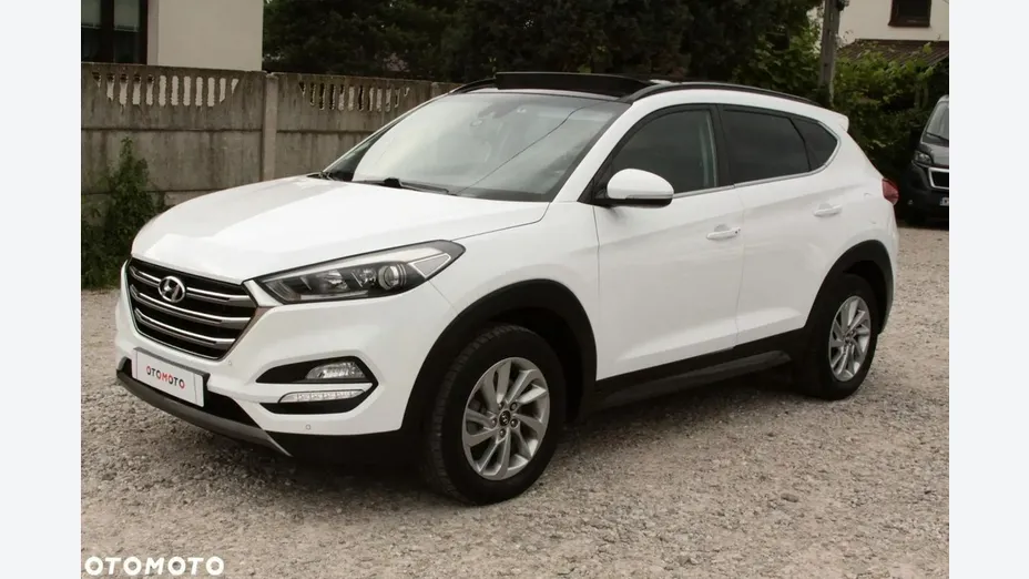 HYUNDAI Tucson -