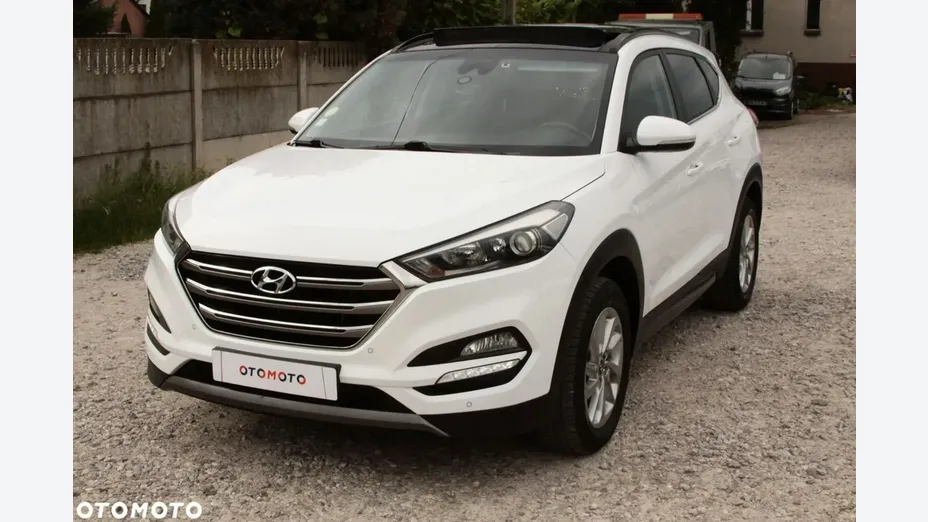 HYUNDAI Tucson -