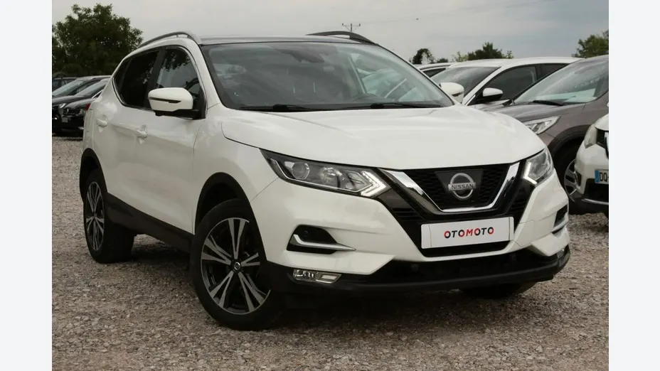 NISSAN Qashqai -