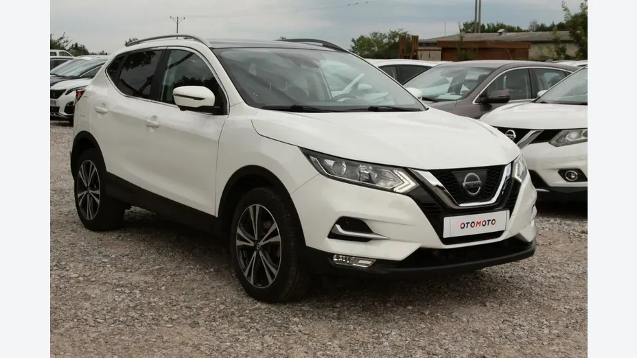 NISSAN Qashqai -