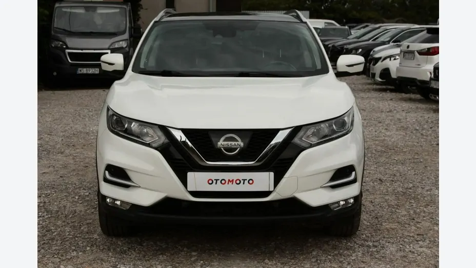 NISSAN Qashqai -